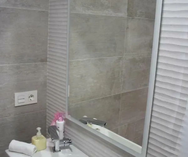 Smart Tech Plaza Flat Apartman Salamanca